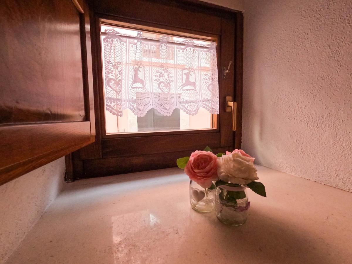 San Domenico House - Centro Storico Bed & Breakfast LʼAquila Dış mekan fotoğraf